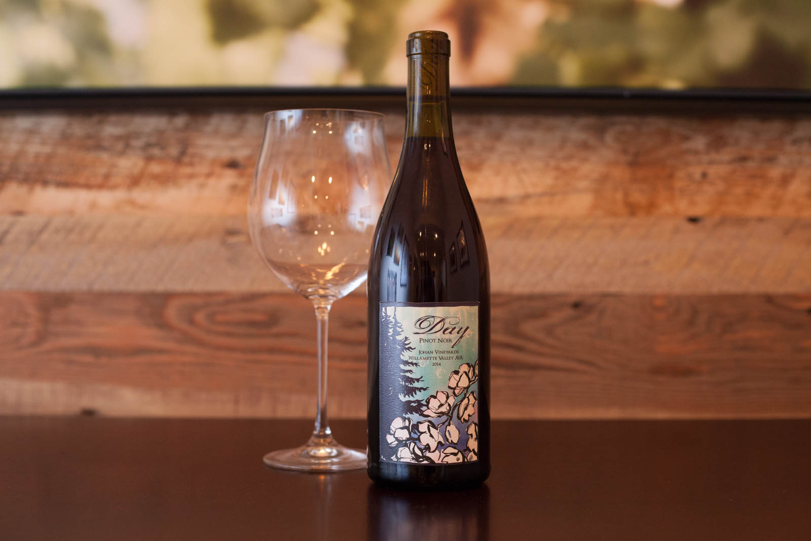 Day Wines Johan Vineyard Pinot Noir Opening a Bottle