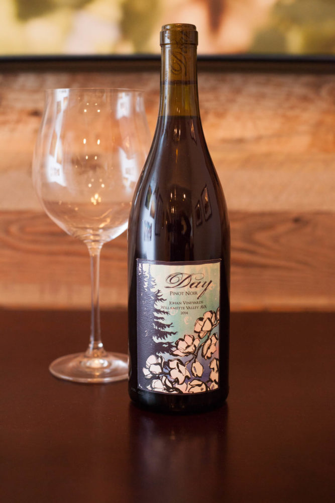 Day Wines Johan Vineyard Pinot Noir Opening a Bottle