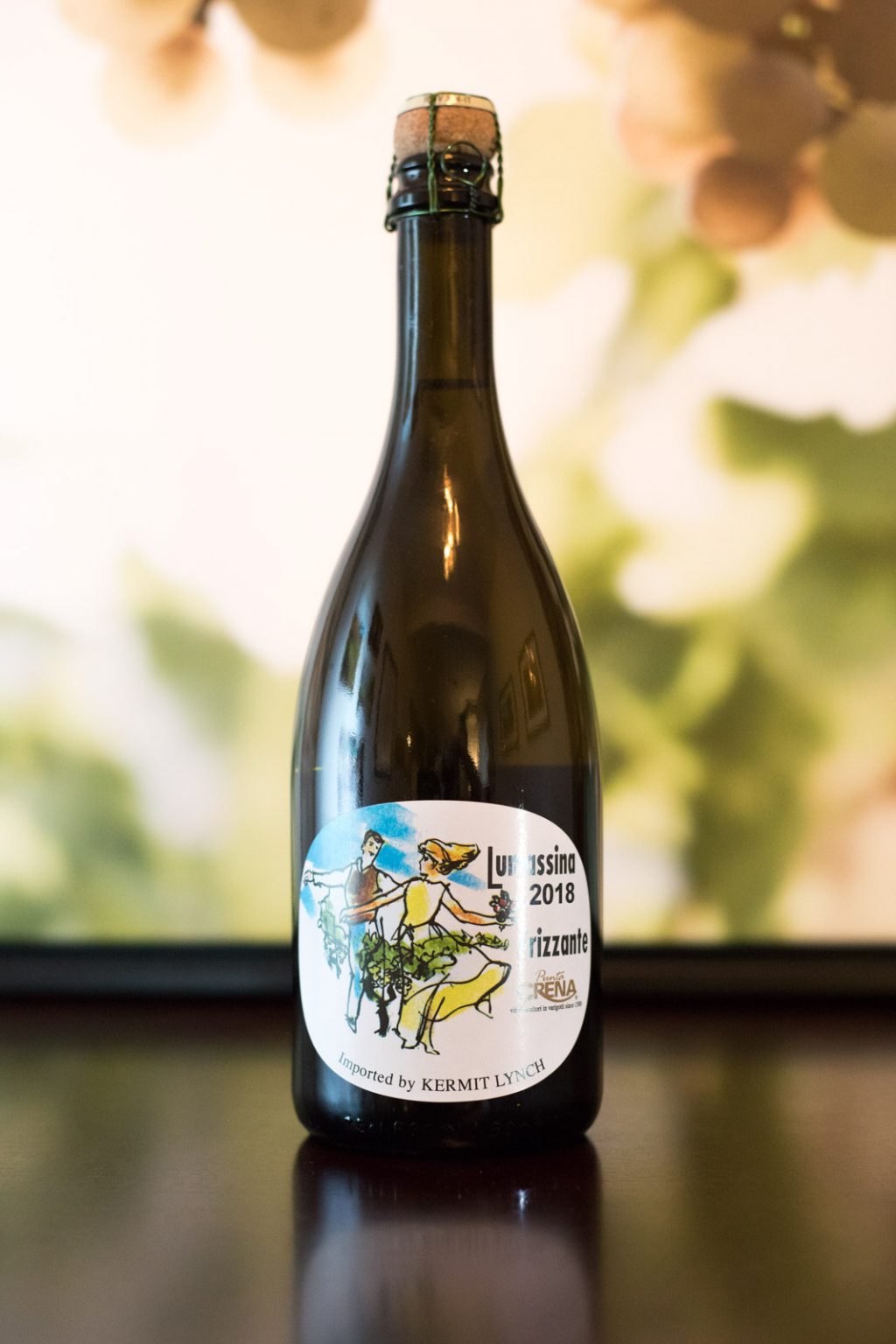 What Is Lumassina and Should I Drink It? Italian Wine Opening a Bottle